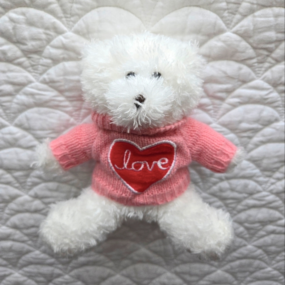 ( Hallmark ) Cuddly Polar Teddy Bear in Pink LOVE ❤️ Sweater, NWOT